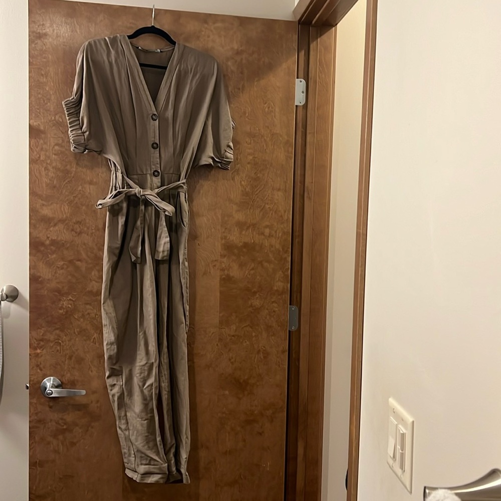 Zara olive green linen jumpsuit size XS